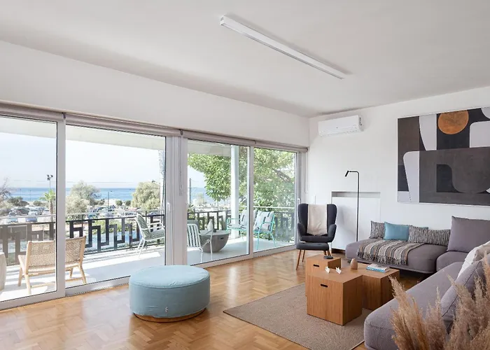 Glyfada Unique Residence