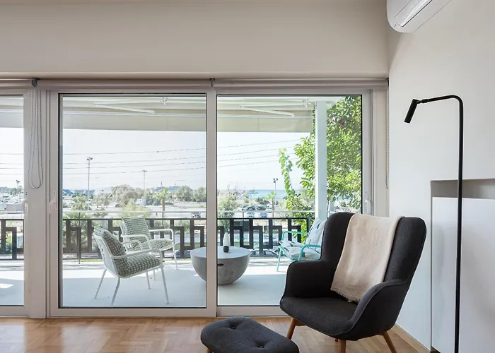 Glyfada Unique Residence